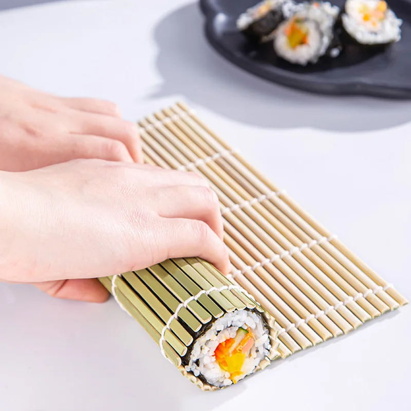 Sushi Making Kit - DIY 竹寿司メーカーローリングマット寿司ツールライスローラーキッチンガジェットハンドメーカー食品ライスロール型調理アクセサリー